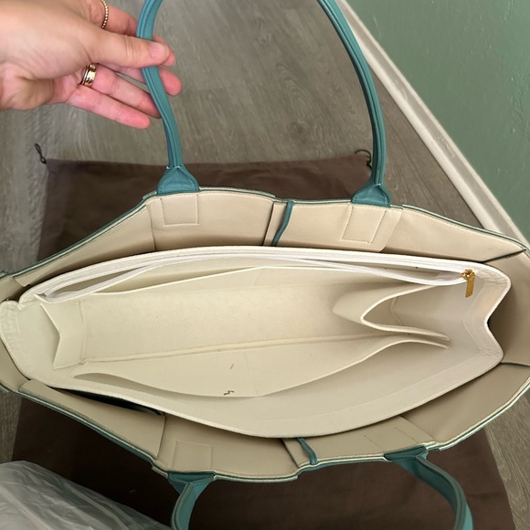 Bottega Venetta - Picture 6 of 6